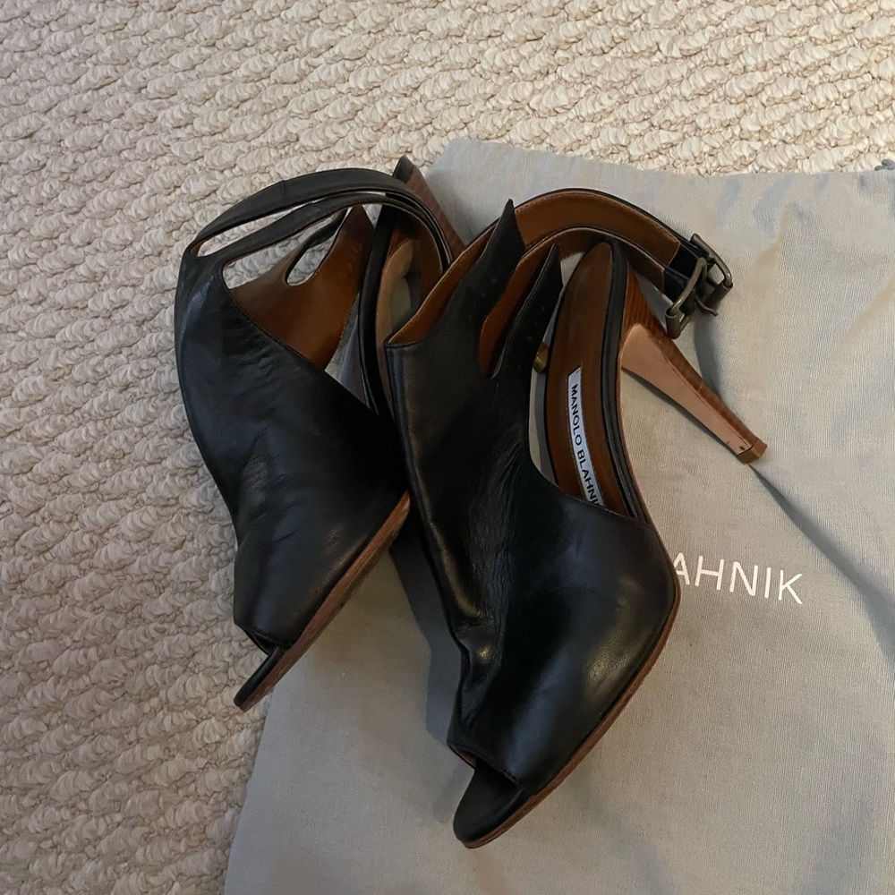 Leather heels. Size 37